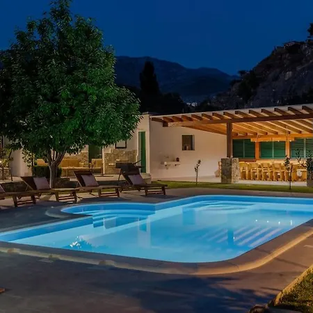 Volga Villa Žrnovnica